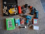 Oud gereedschap, bovenfrees, accuboor, acculader, verfafbran, Ophalen of Verzenden, Gebruikt