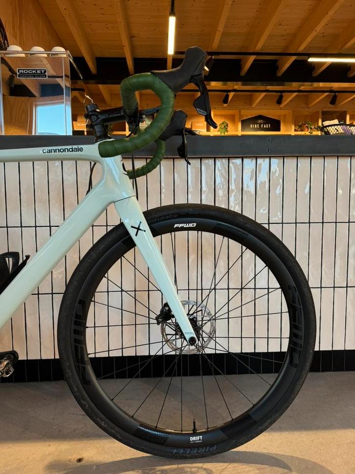 FFWD DRIFT FCC 36MM DISC WIELSET MET FFWD HUBS NAAF MATZWART, Fietsen en Brommers, Fietsonderdelen, Zo goed als nieuw, Racefiets