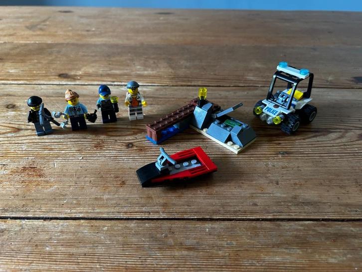 Lego city 60127 Gevangeniseiland startersset, Kinderen en Baby's, Speelgoed | Duplo en Lego, Zo goed als nieuw, Lego, Complete set