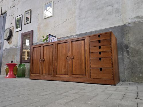 Laursen Deens Design Teak Hout Dressoir | Vintage Lowboard, Huis en Inrichting, Kasten | Dressoirs, Gebruikt, 150 tot 200 cm, 25 tot 50 cm