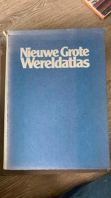Elsevier nieuwe grote wereld atlas beschikbaar voor biedingen