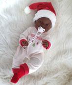 Llorens babypop donker in Kerst Outfit Jongen of Meisje 45cm, Nieuw, Ophalen of Verzenden, Babypop, .