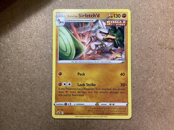 1x Galarian Sirfetch'd [CRE 079/198] (Excellent), Hobby en Vrije tijd, Verzamelkaartspellen | Pokémon, Zo goed als nieuw, Losse kaart