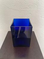 Postmodern Cube Vaas Indigo Kobaltblauw 1980s, Gebruikt, Blauw, Ophalen of Verzenden, Glas