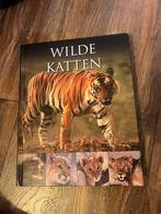 Wilde Katten Boek, Ophalen of Verzenden, Gelezen, Natuur algemeen