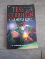 Alarmfase rood - Tess Gerritsen, Ophalen of Verzenden, Zo goed als nieuw, Tess Gerritsen