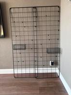 Twee grote zwarte wandrekken met accessoires van Xenos, Ophalen, Zo goed als nieuw