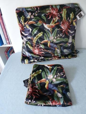 2 aparte kussenhoes birds and flowers Nieuw beschikbaar voor biedingen