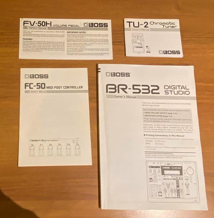 Handleidingen Boss Pedals / Effecten, Muziek en Instrumenten, Effecten, Zo goed als nieuw, Volume, Ophalen of Verzenden