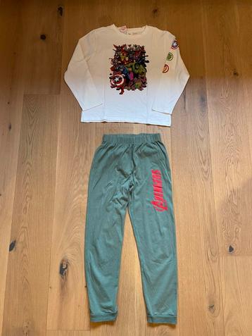 Pyjama maat 140 Avengers Marvel beschikbaar voor biedingen