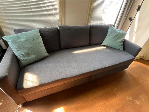 Slaapbank, Huis en Inrichting, Slaapkamer | Slaapbanken, Zo goed als nieuw, 140 cm, 200 cm, Tweepersoons, Grijs, Ophalen