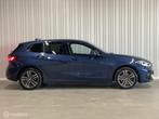 BMW 1-serie 118i Executive Cruise/Carplay/Navi/Camera, 65 €/maand, Gebruikt, Blauw, Leder en Stof