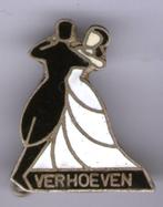Verhoeven email op zilverkleurig dans broche ( X_114 ), Verzamelen, Speldjes, Pins en Buttons, Verzenden, Zo goed als nieuw, Sport