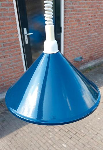 Blauwe hanglamp van metaal vintage jaren 80 beschikbaar voor biedingen