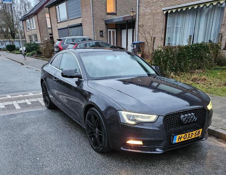 Audi A5 1.8 TFSI 125KW Coupe 2012 Grijs, Auto's, Audi, Particulier, A5, ABS, Airbags, Airconditioning, Bluetooth, Cruise Control