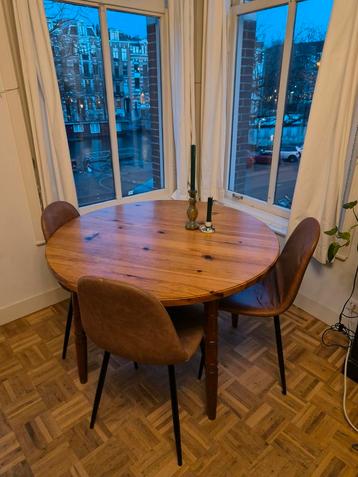 3 bruine leren eetkamerstoelen  beschikbaar voor biedingen