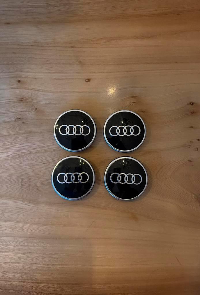 Originele Audi Naafdoppen - Zo Goed Als Nieuw!, Auto diversen, Wieldoppen, Zo goed als nieuw, Ophalen