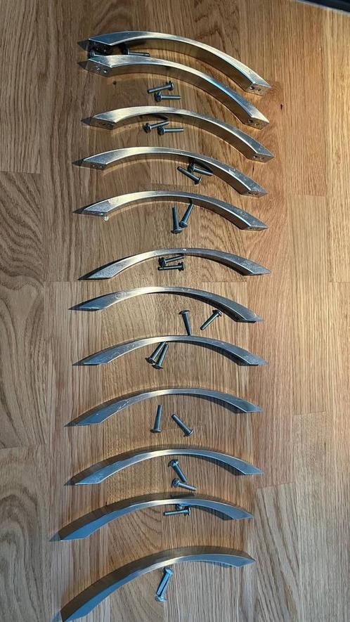 Moderne metalen kastgreep – 192mm schroefafstand, Kleding | Dames, Kledinghangers, Zo goed als nieuw, Metaal, Ophalen