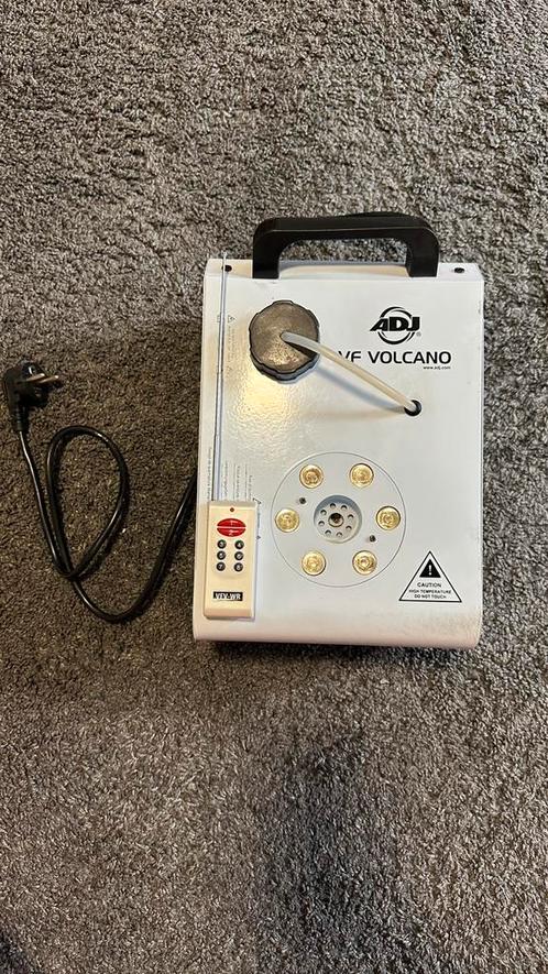 ADJ vf volcano fog machine 750 W, Audio, Tv en Foto, Walkmans, Discmans en Minidiscspelers, Walkman, Ophalen of Verzenden
