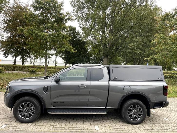 Ford Ranger Wildtrak Super Cab 2024 Grijs BPM VRIJ!, Auto's, Bestelauto's, Particulier, 360° camera, 4x4, Aangepast voor mindervaliden