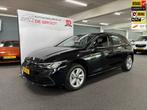 Volkswagen Golf 1.0 TSI Life / NL-auto, Cruise control, Navi, Voorwielaandrijving, Stof, Gebruikt, Zwart