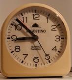 Wekker  AGGOSTINO.  Kunststof. Ca '80. RARE.  9/9.5 cm., Ophalen, Zo goed als nieuw, Analoog