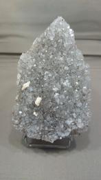 Amethist grijs / smokey met hematiet insluitingen., Verzamelen, Mineralen en Fossielen, Ophalen of Verzenden, Mineraal