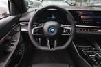 BMW i5 eDrive40 High Executive M Sport / Adaptieve LED / Par, Auto's, BMW, Achterwielaandrijving, Zwart, Stoelverwarming, Met garantie (alle)