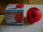 nieuwe honden snackbal met opening om wat lekkers inte doen, Dieren en Toebehoren, Ophalen of Verzenden, Nieuw, Intelligentiespeelgoed