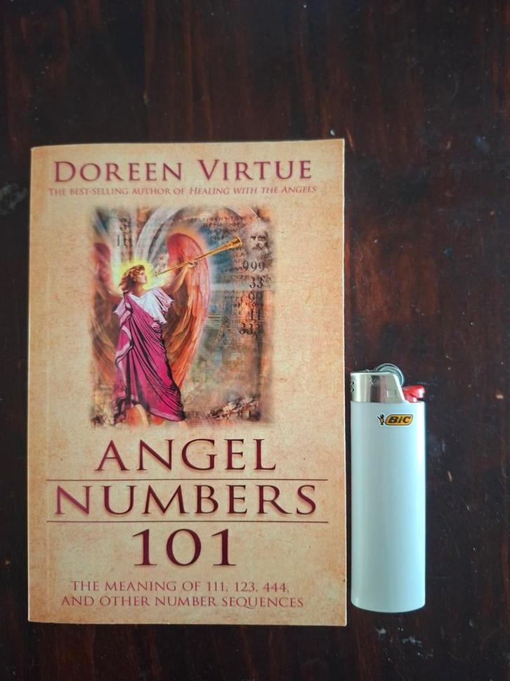 Engelnummers 101 - Doreen Virtue, Boeken, Esoterie en Spiritualiteit, Gelezen, Achtergrond en Informatie, Spiritualiteit algemeen