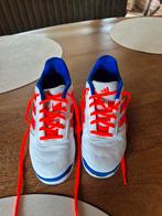 Adidas Zaalschoenen Maat 41, Kleding | Heren, Schoenen, Ophalen of Verzenden, Zo goed als nieuw, Adidas, Wit