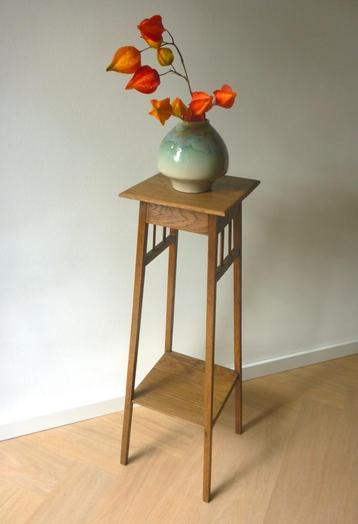 Mooie antieke eikenhouten plantentafel  beschikbaar voor biedingen