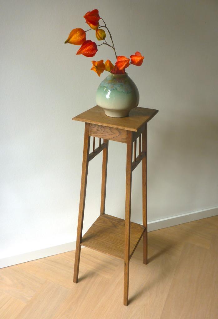 Mooie antieke eikenhouten plantentafel, Huis en Inrichting, Tafels | Bijzettafels, Zo goed als nieuw, Overige vormen, 60 cm of meer