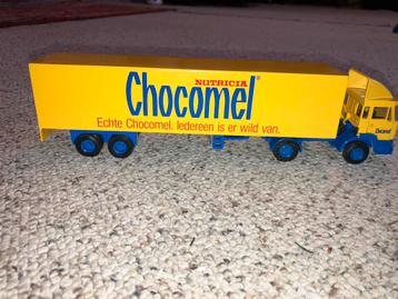 Miniatuur truck Chocomel beschikbaar voor biedingen