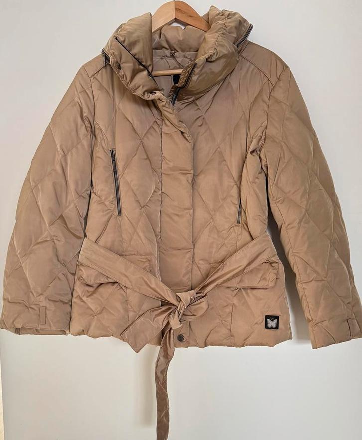 Max Mara Weekend korte jas camel maat large, Kleding | Dames, Jassen | Winter, Gedragen, Maat 42/44 (L), Beige, Ophalen of Verzenden