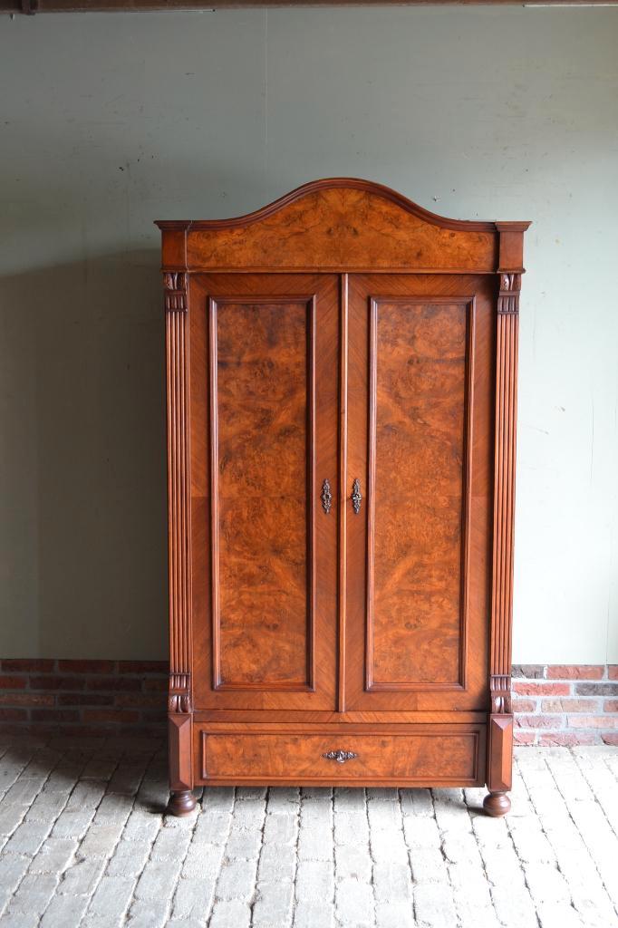 Prachtige antieke noten houten meidenkast, toogkast., Antiek en Kunst, Antiek | Meubels | Kasten, Verzenden
