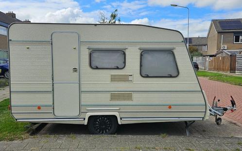 Caravelair Bamba, Caravans en Kamperen, Caravans, Particulier, tot en met 3, 500 - 750 kg, Kleine zit, Caravelair, Dwarsbed, Vast bed