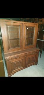 Vitrine, Ophalen