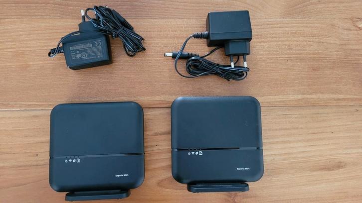 Kpn Experia Wifi, 2 stuks., Computers en Software, WiFi-versterkers, Zo goed als nieuw, Ophalen of Verzenden