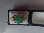 14 karaat gouden ring smaragd en spinel, Sieraden, Tassen en Uiterlijk, Ringen, Verzenden, Zo goed als nieuw, 17 tot 18, Dame