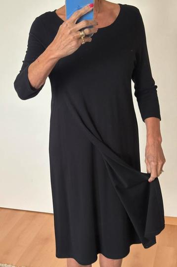 Phase Eight jurkje beschikbaar voor biedingen