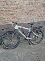 Mountainbike 26inch, 24 versnellingen en voorvering, Gebruikt, 26 inch, Meer dan 20 versnellingen, Ophalen