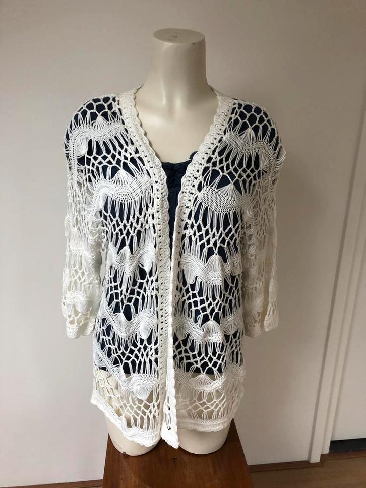 Offwhite wit gehaakt crochet vestje openvallend l, Kleding | Dames, Truien en Vesten, Zo goed als nieuw, Maat 42/44 (L), Wit, Ophalen of Verzenden