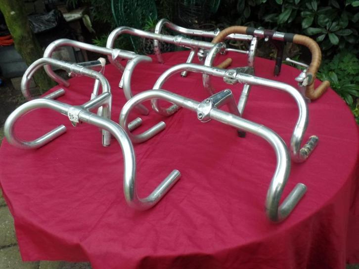 CINELLI, en andere RACE-Sturen.  ELK bod wordt overwogen., Fietsen en Brommers, Fietsonderdelen, Zo goed als nieuw, Algemeen, Overige typen