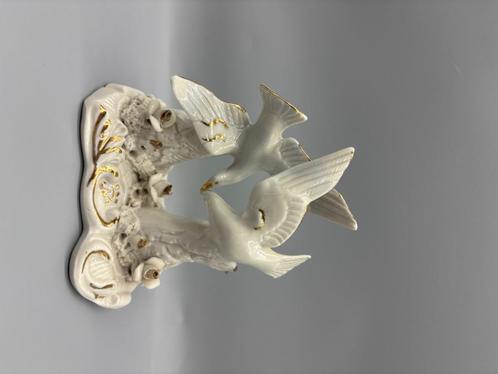 Capodimonte tortelduifjes wit goud, Antiek en Kunst, Antiek | Porselein, Ophalen of Verzenden