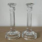 Twee zware glazen kandelaars, klassiek model, Huis en Inrichting, Woonaccessoires | Kandelaars en Kaarsen, Overige materialen