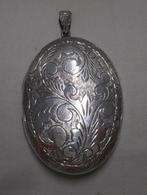 Prachtig zilveren groot medallion mooi gedecoreerd nr.055, Sieraden, Tassen en Uiterlijk, Antieke sieraden, Verzenden, Zilver