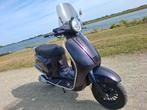 Btc riva vespa look a like 25km/h, Fietsen en Brommers, Snorfietsen en Snorscooters, Ophalen, Zo goed als nieuw, Overige merken