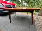 Louis van Teeffelen eettafel, Ophalen
