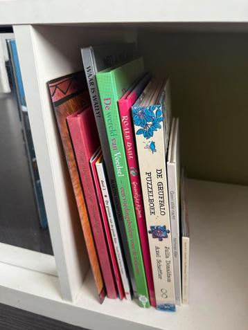 Verschillende kinderboeken beschikbaar voor biedingen